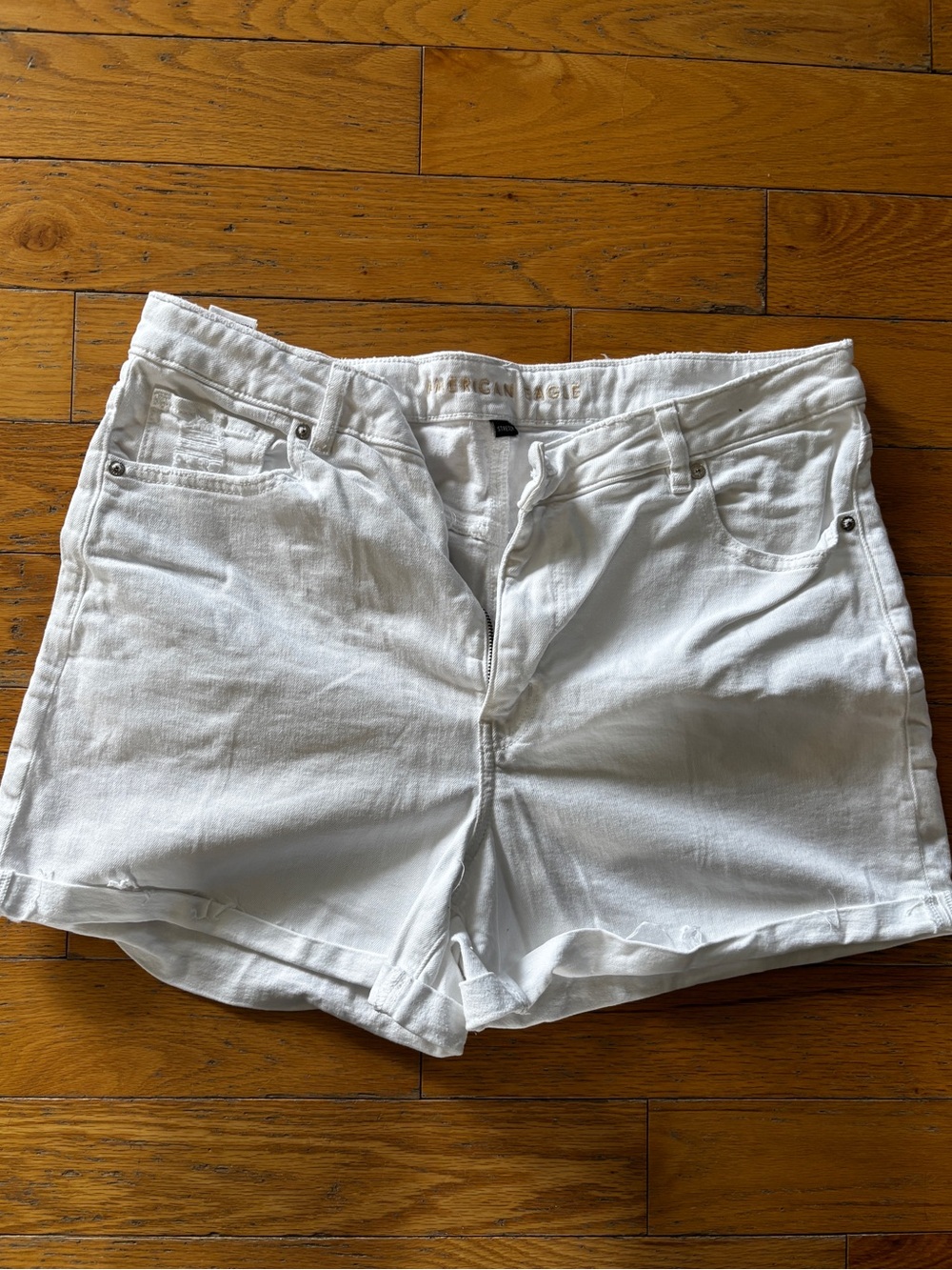 American Eagle Women's White Denim Shorts